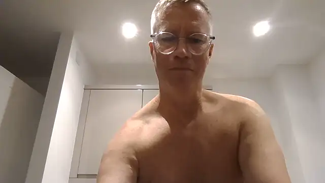 Chatroom XXX en direct de SinfulPulse69