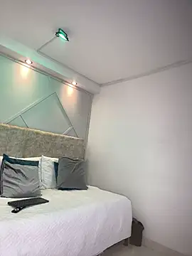 amara_queen_ élő XXX-chatje