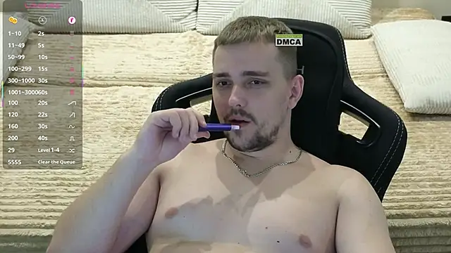 Chat +18 de Larstar01 ao vivo