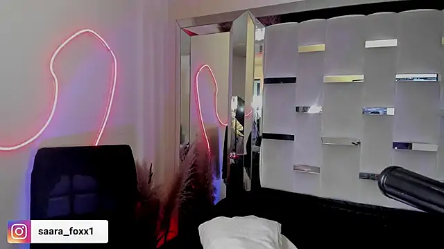 Czat XXX na żywo – Sara_Foxx1