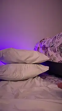aurora_divine Adlı Modelin Canlı XXX Sohbeti