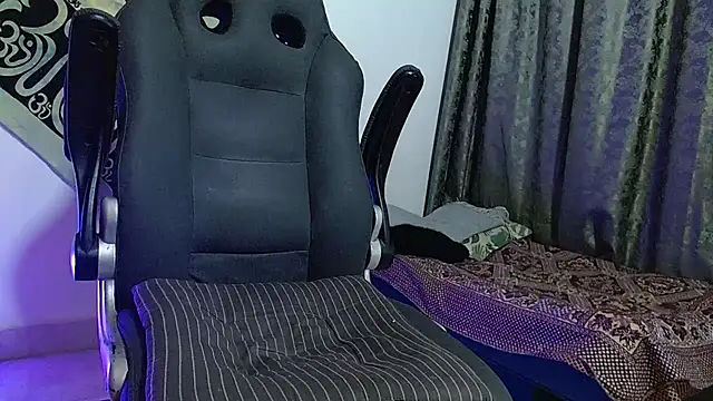 XXX chat uživo modela harry_reems1