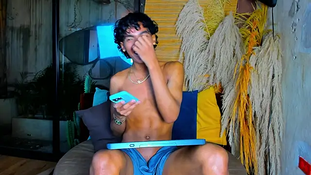Chat XXX ao vivo de AlanCutee