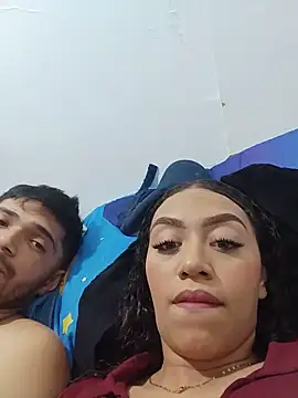 Chat +18 de ritzabeth_daniel ao vivo
