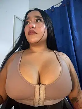 mis-violetha's Live XXX Chat