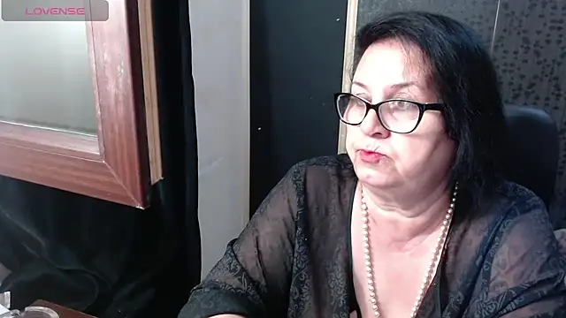 Chatroom XXX en direct de MissSanjanne