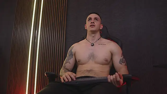 JacksonOlsenn Live XXX Chat