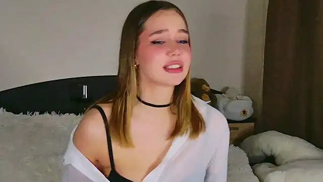 Chat +18 de SilverHanna ao vivo