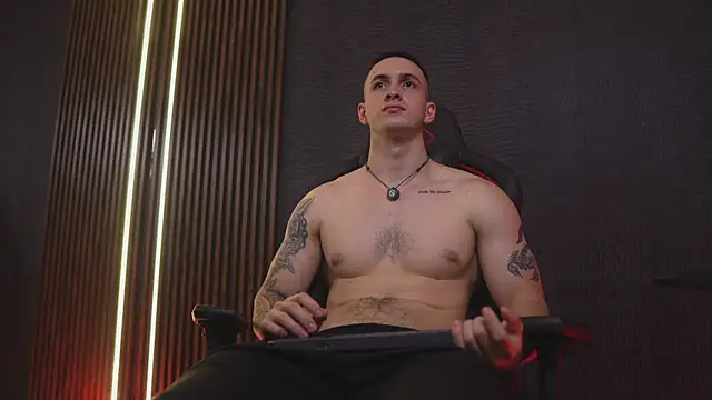 JacksonOlsenn's Live XXX Chat