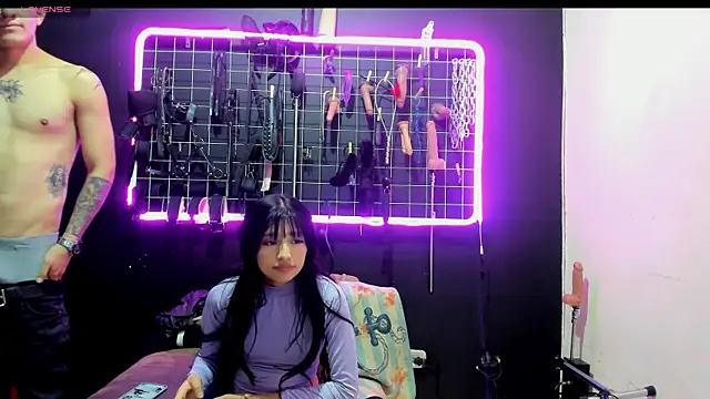 Slave_Melany_bdsm's Live XXX Chat