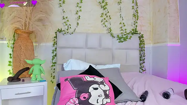 SarahLynn7's Live XXX Chat