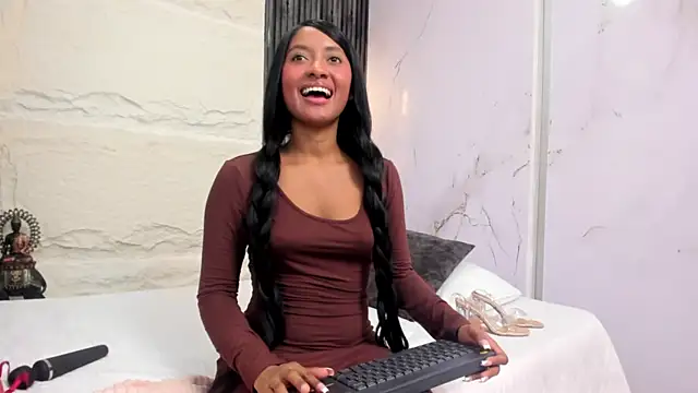 tifannygrey_ Chat XXX in diretta