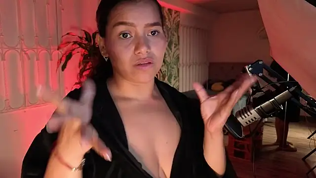 Chat XXX ao vivo de loly_marce