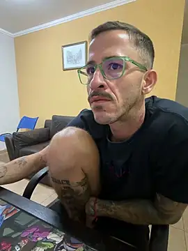MeladoDiMel's Live XXX Chat