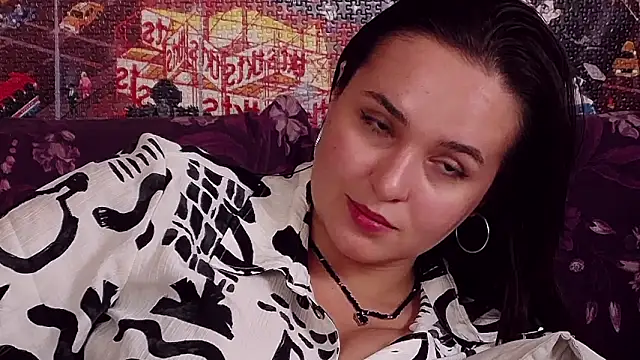 MeIisaLove: απευθείας συνομιλία ΧΧΧ