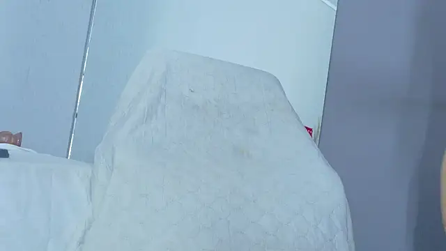 XXX chat uživo modela CassandraWhite