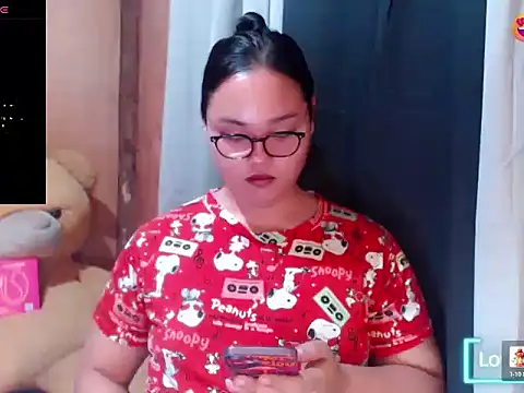 _Lylia live XXX chat