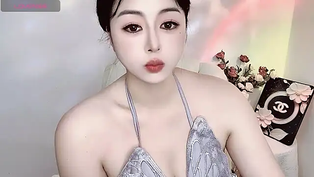 Lydia_170's Live XXX Chat