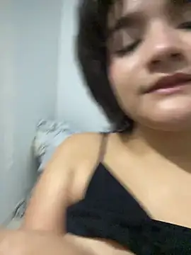 Karina_PrettyHot69 live XXX chat