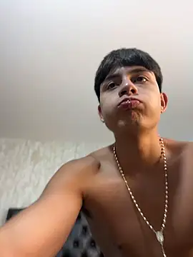 Lander_Cruz Adlı Modelin Canlı XXX Sohbeti