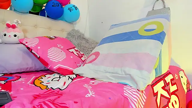MiaEvans0 Chat XXX live