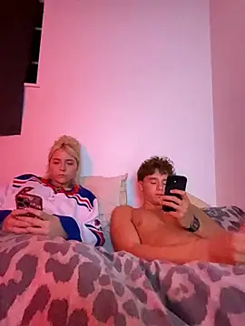 SofiaNLukaBabe's Live XXX Chat