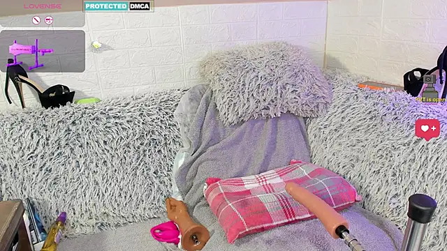 LaraLuxx's Live XXX Chat
