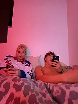 Chat XXX en directo de SofiaNLukaBabe