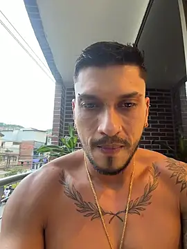 Seth_Vegaa élő XXX-chatje