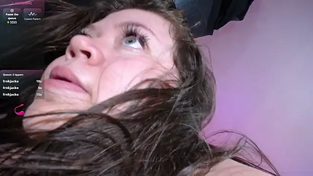 צ'אט XXX בשידור חי של Michellx_hot2