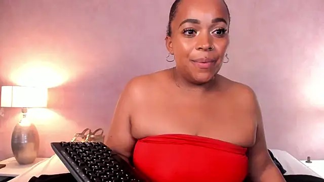 Chat +18 de rouses_malih ao vivo