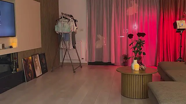 دردشة Jolienne الجنسية المباشرة