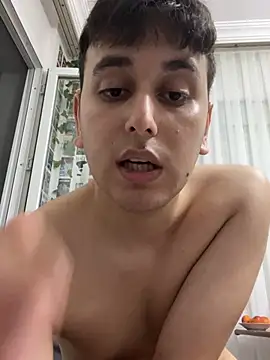 Онлайн чат XXX imjustaboyy1