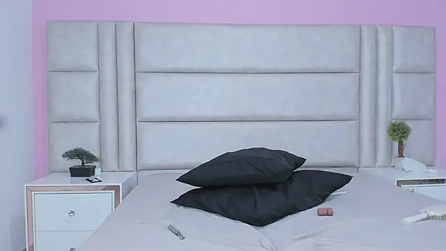 Liia_Collins – Naživo XXX chat