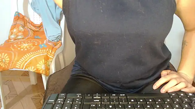 Milf_Valeria's Live XXX Chat