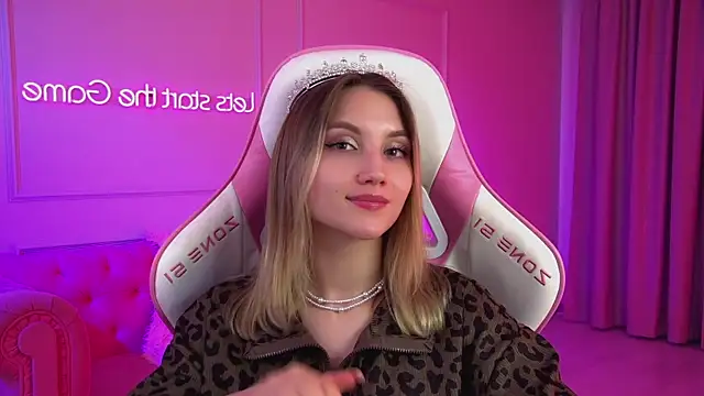 XXX chat uživo modela StacyEvances