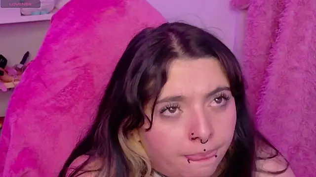 צ'אט XXX בשידור חי של Sachi_Meow