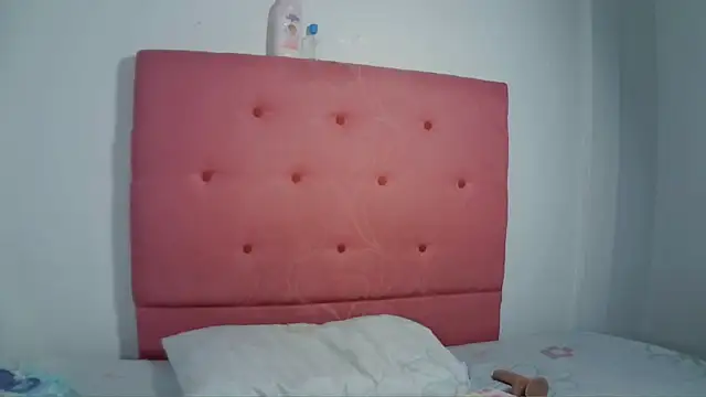 Mia_Suarez7 现场XXX聊天