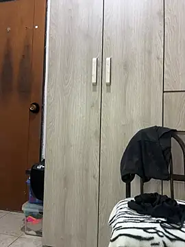 Chat +18 de Milk_chloe ao vivo