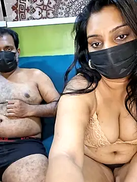 Hornyreshma's Live XXX Chat