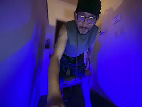 ThrowedWorldWide Live XXX Chat