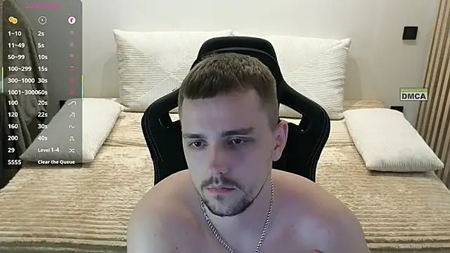 Larstar01 – Naživo XXX chat