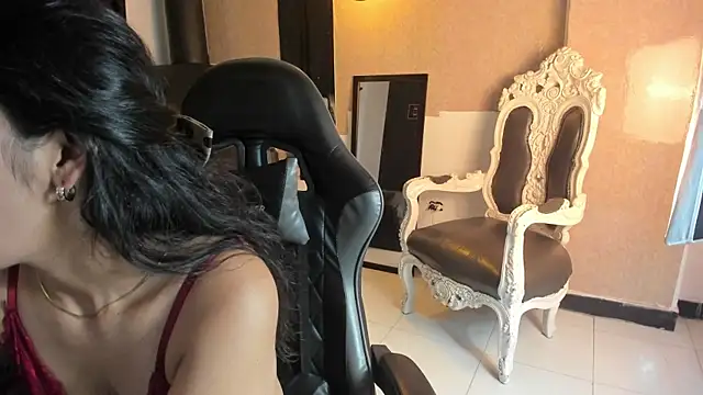 Vicky_Angeel Adlı Modelin Canlı XXX Sohbeti