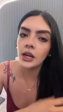Chat +18 de AliceRitter ao vivo