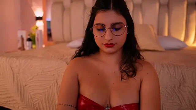 Chat XXX en directo de Luu_Princess