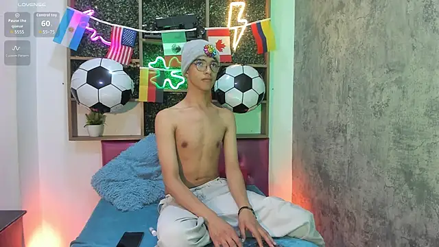Eyden_Connor Adlı Modelin Canlı XXX Sohbeti