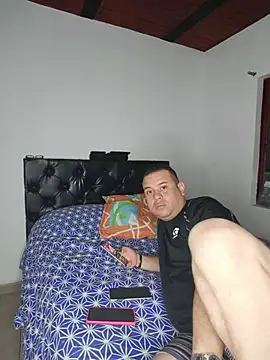 Chatroom XXX en direct de Aurora_levi