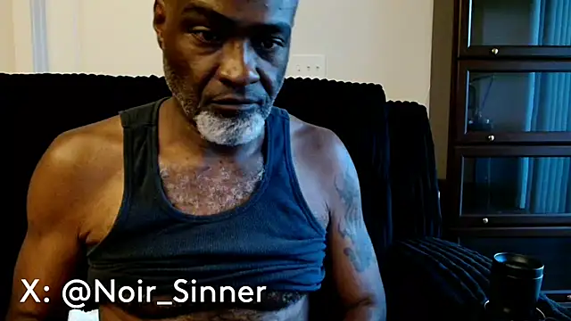 sinnernoir Adlı Modelin Canlı XXX Sohbeti