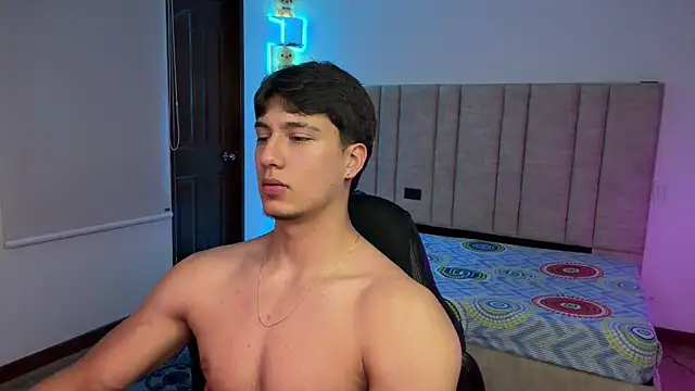 CHRIS_MORGAN1 Live XXX-Chat