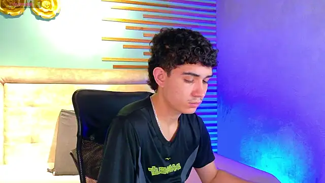 XXX chat uživo modela aalejo_gray